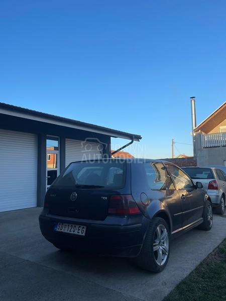 Volkswagen Golf 4 