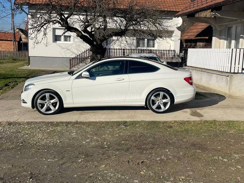 Mercedes Benz C 220 CDI220