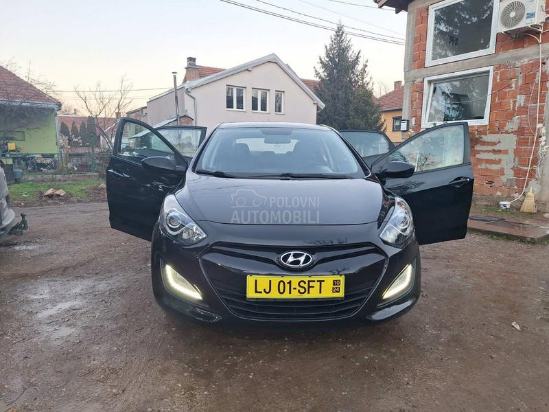 Hyundai i30 1.4crdi