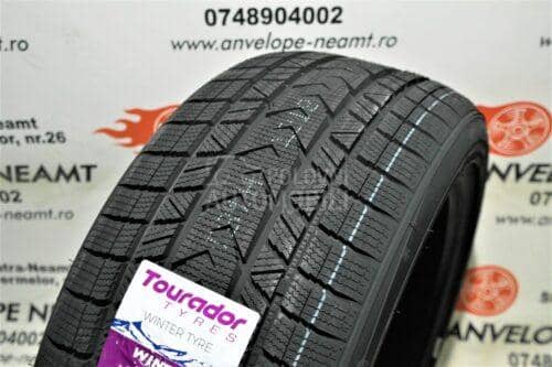 Tourador 255/35 R19 Zimska