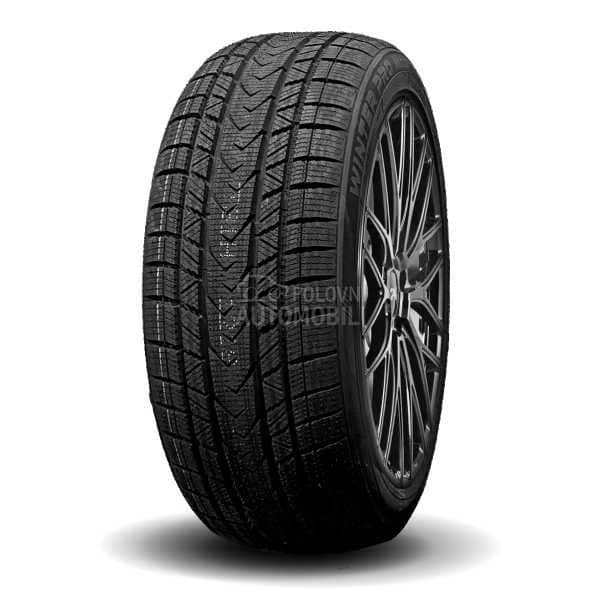 Tourador 255/35 R19 Zimska