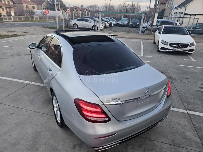 Mercedes Benz E 220 PAN/BURM/KAM