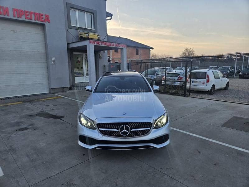 Mercedes Benz E 220 PAN/BURM/KAM