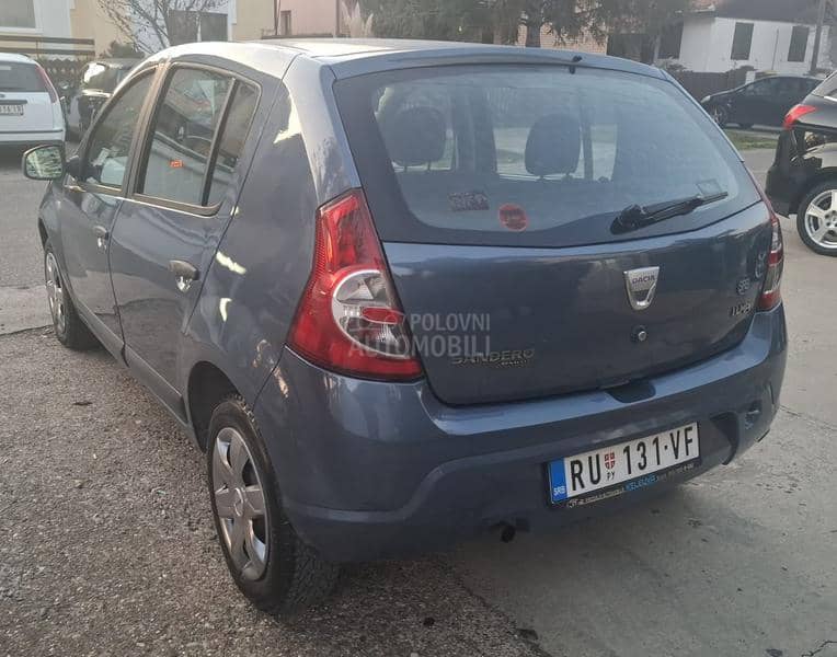 Dacia Sandero 1.4. B/G