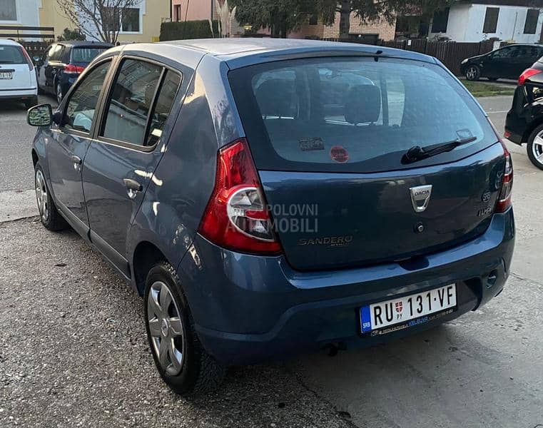 Dacia Sandero 1.4. B/G