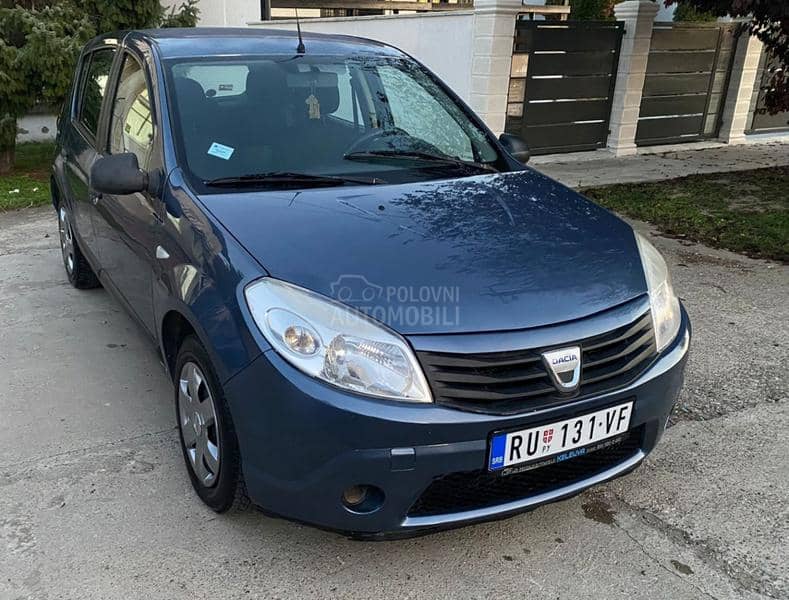 Dacia Sandero 1.4. B/G