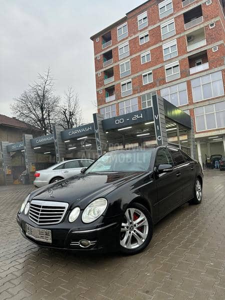 Mercedes Benz E 200 