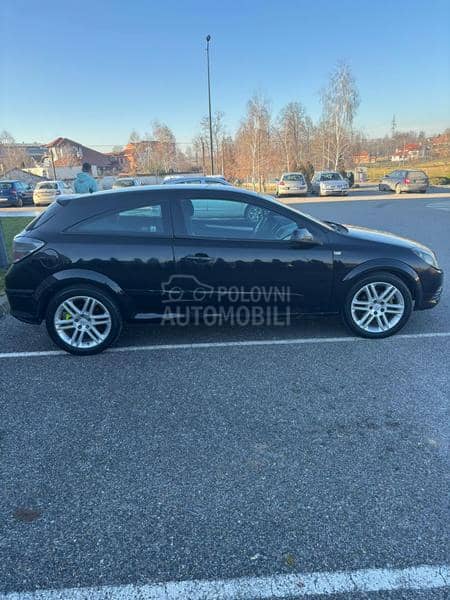 Opel Astra H 1.7 GTC