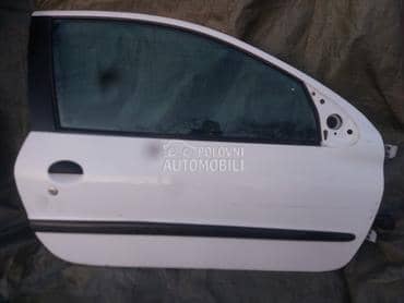 desna vrata bela za Peugeot 206 od 2000. do 2007. god.