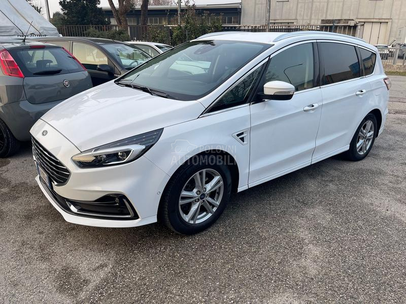 Ford S-Max 