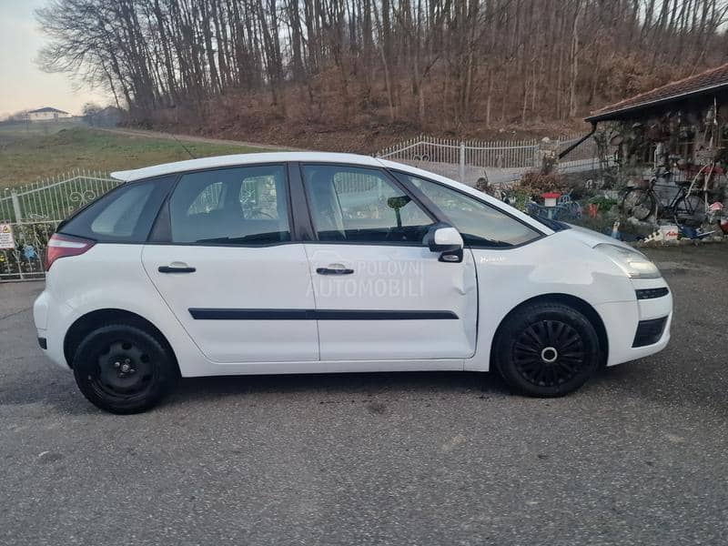 Citroen C4 Picasso 1,6 i