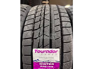 Tourador 225/65 R17 Zimska