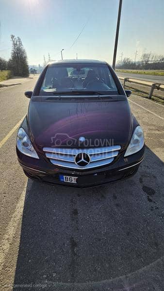 Mercedes Benz B 200 