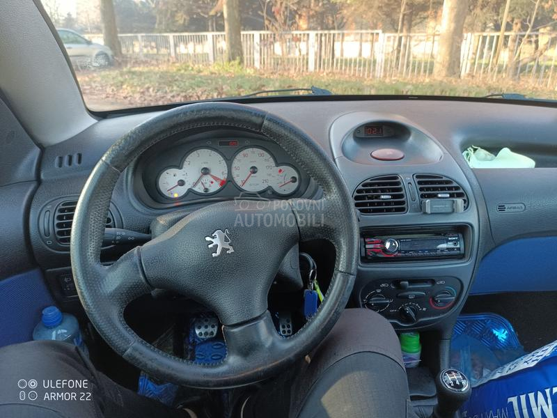 Peugeot 206 1.6 CC