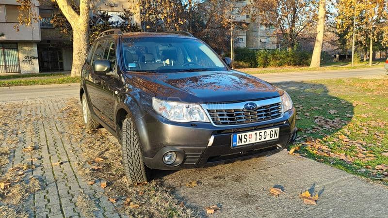 Subaru Forester 2.0i