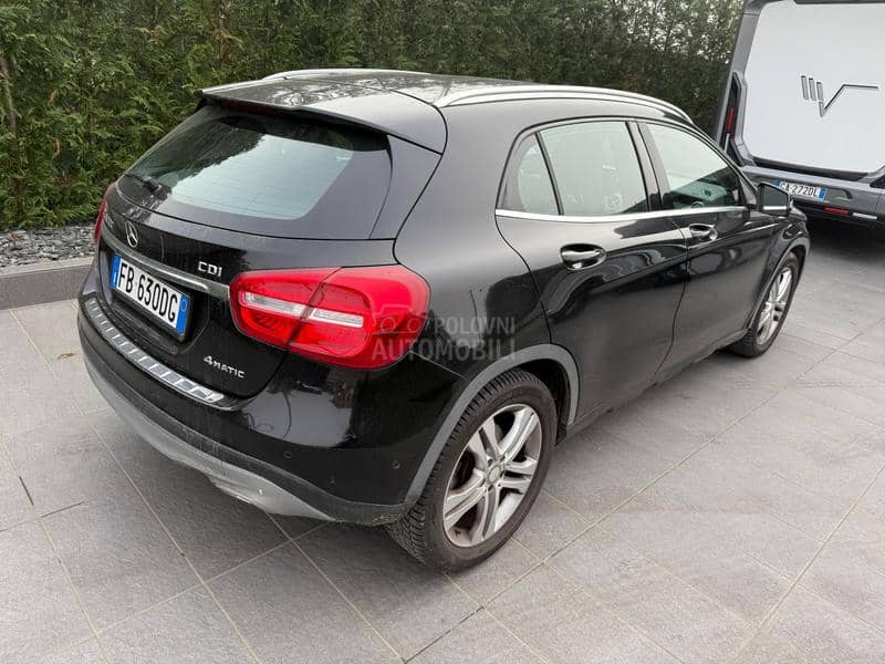 Mercedes Benz GLA 220 220 4matic