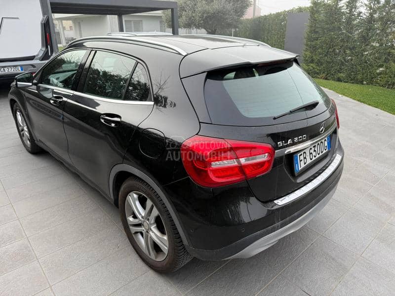 Mercedes Benz GLA 220 220 4matic