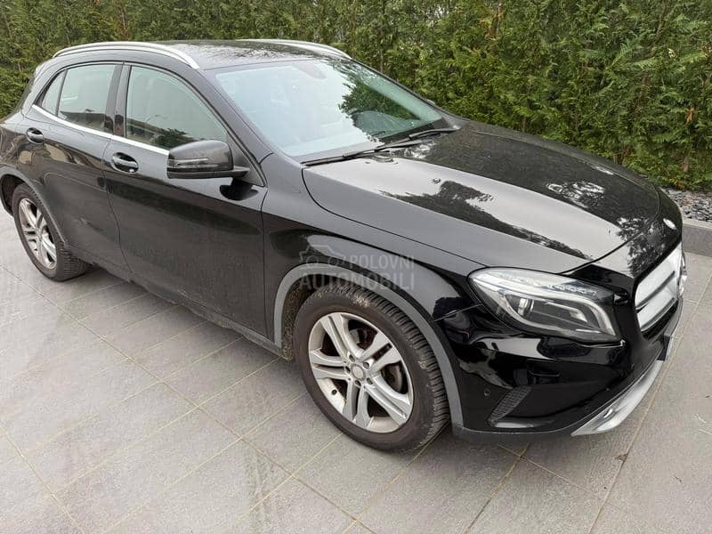 Mercedes Benz GLA 220 220 4matic