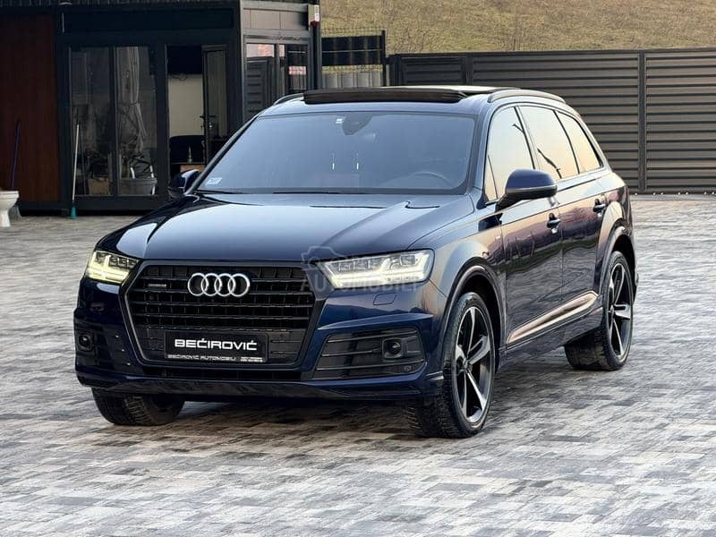 Audi Q7 S LINE VAZDUH 7 SED