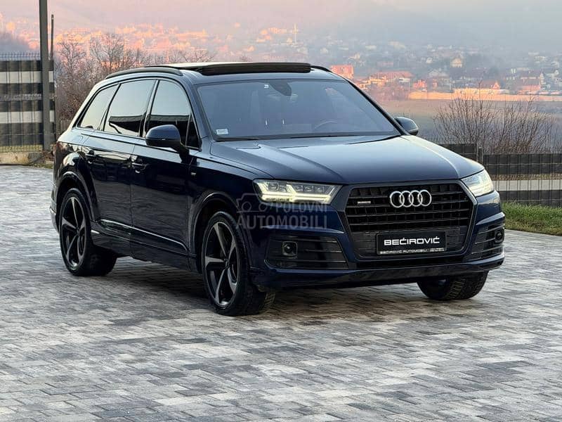 Audi Q7 S LINE VAZDUH 7 SED