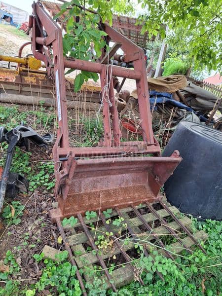 Massey Ferguson 274