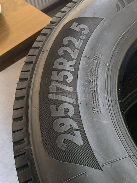 Ostalo 295/75 R22.5 Sve sezone