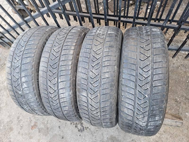 Pirelli 205/60 R17 Sve sezone