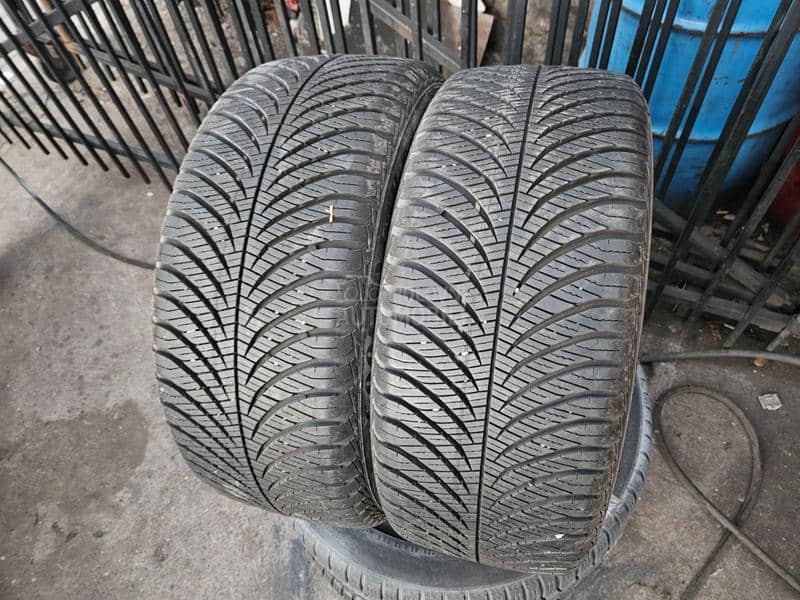 Goodyear 215/45 R16 Sve sezone