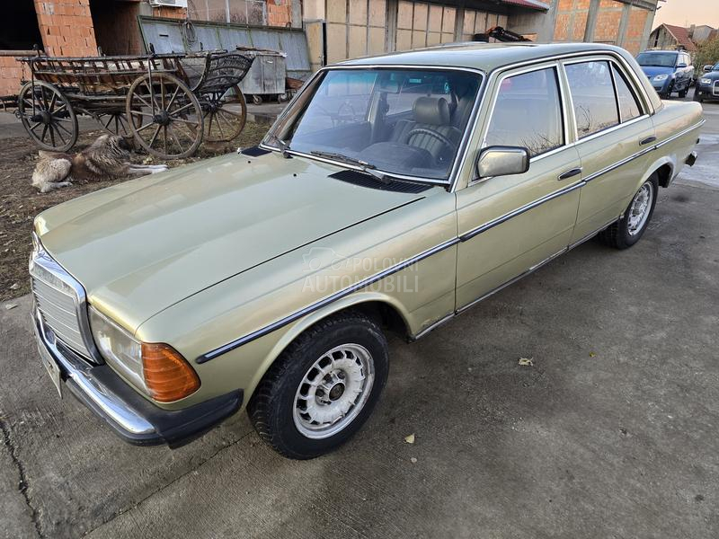 Mercedes Benz W123 240d