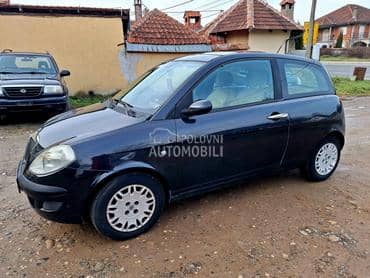 Lancia Ypsilon 1.2b