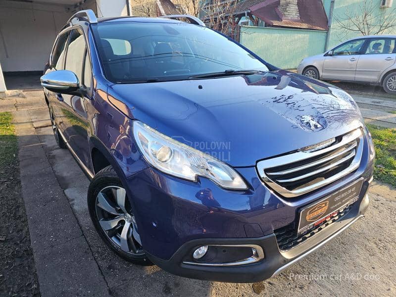 Peugeot 2008 1.2THP ALLURE