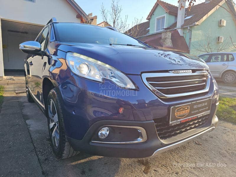 Peugeot 2008 1.2THP ALLURE