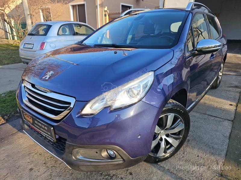 Peugeot 2008 1.2THP ALLURE