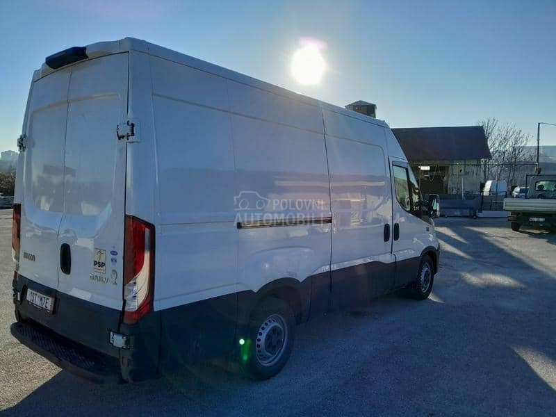 Iveco Daily 35S13 L2H2 MinHladnj 230V