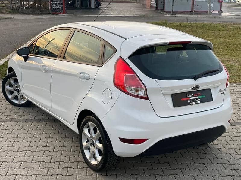 Ford Fiesta 1.2tng2013restajling