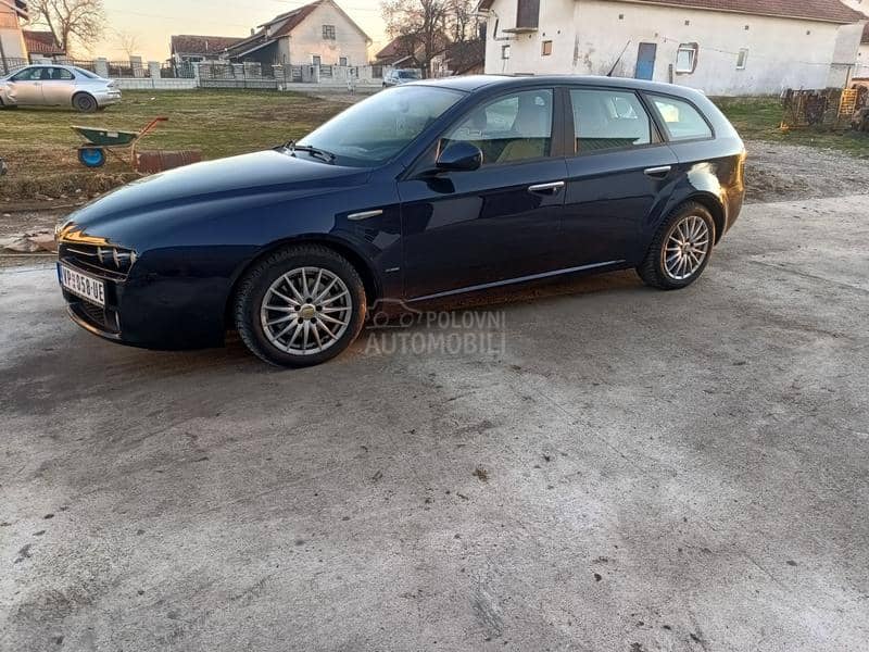 Alfa Romeo 159 