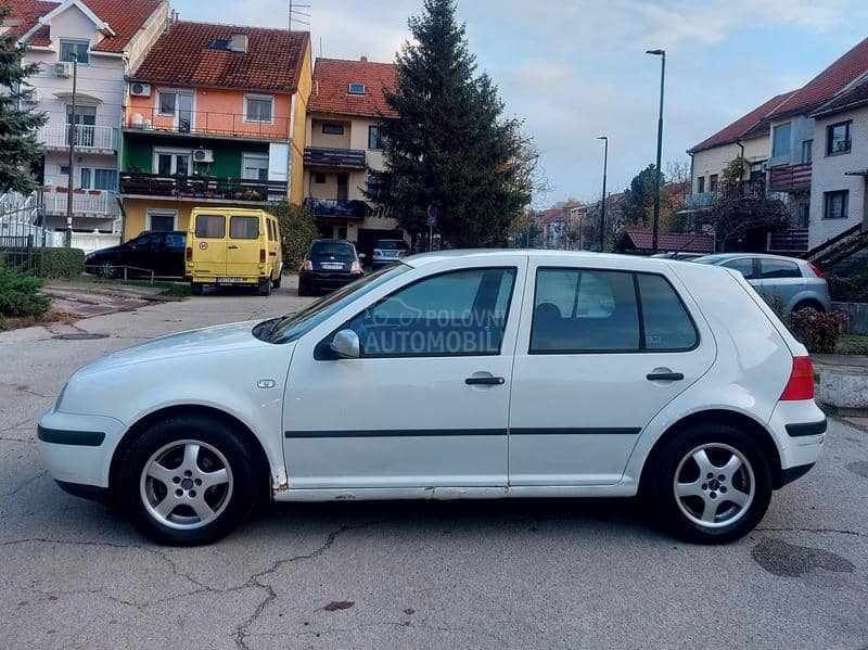 Volkswagen Golf 4 1.4