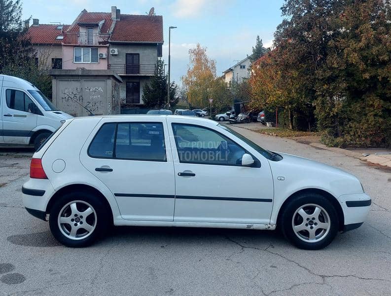 Volkswagen Golf 4 1.4