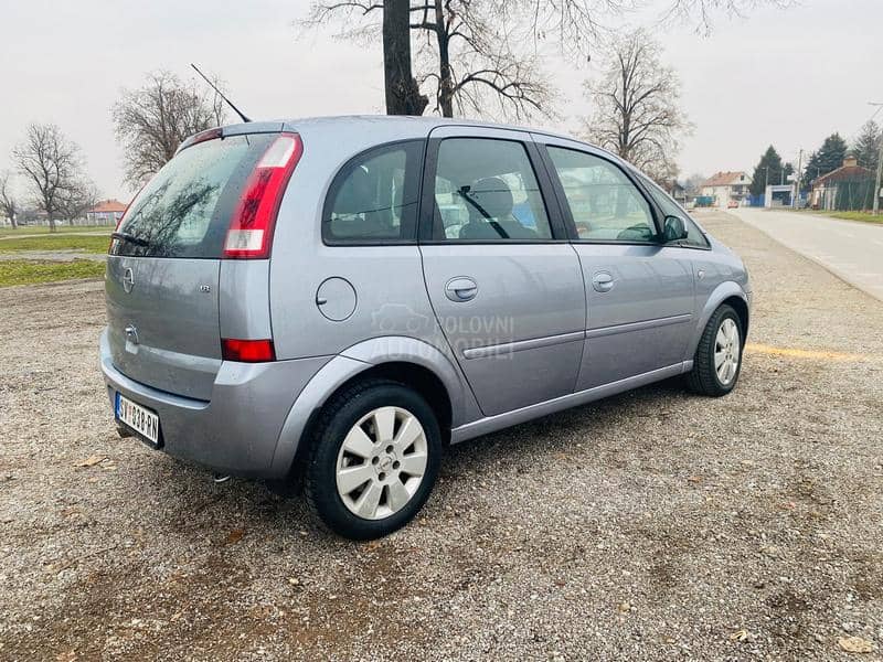 Opel Meriva 1.8