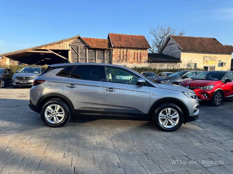 Opel Grandland X 1.5 CDTI