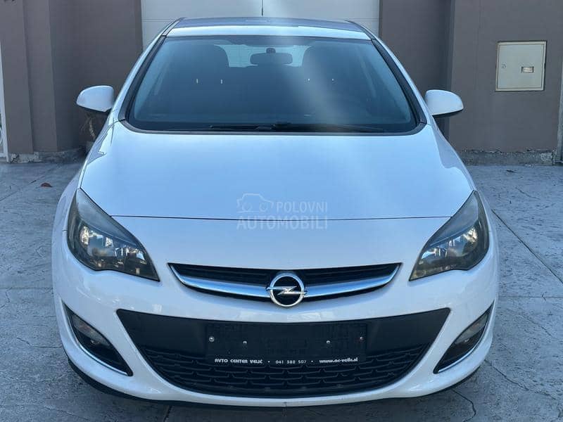 Opel Astra J 1.7CDTI ACTIVE