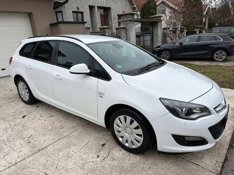 Opel Astra J 1.7CDTI N.A.V.I