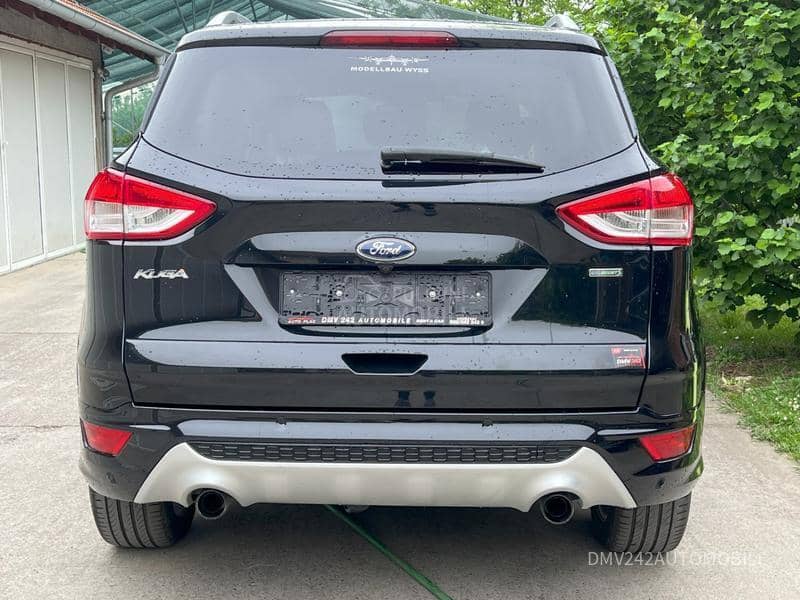 Ford Kuga K AMERA 4 X 4 LED