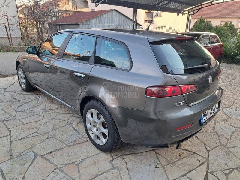 Alfa Romeo 159 1.9 JTDm  8v