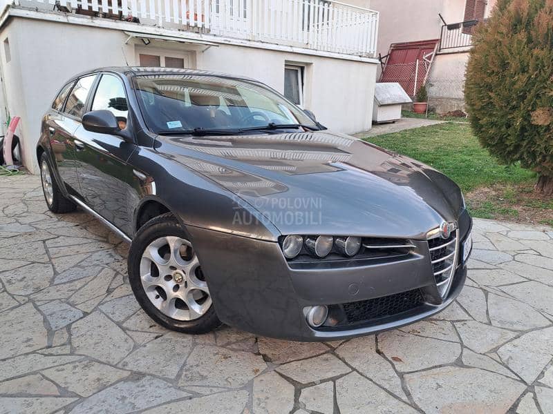 Alfa Romeo 159 1.9 JTDm  8v