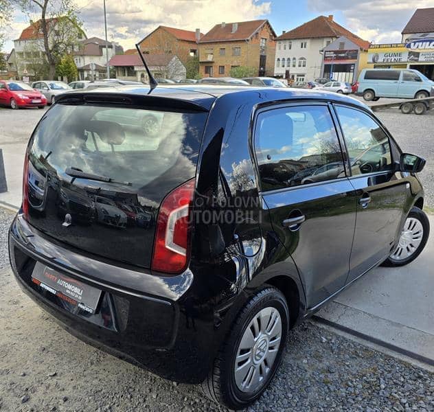 Volkswagen up! 1.0 METAN N.A.V.I