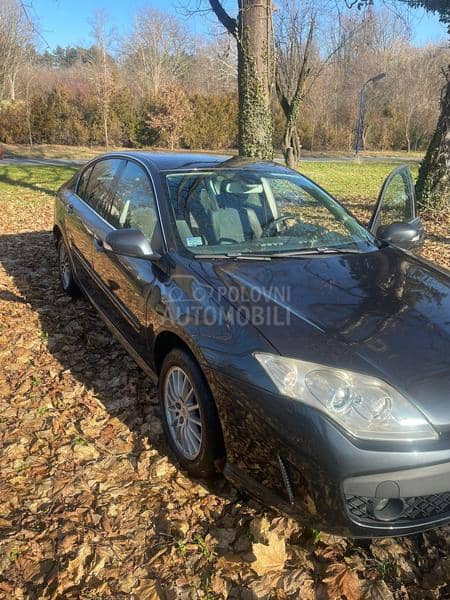 Renault Laguna 