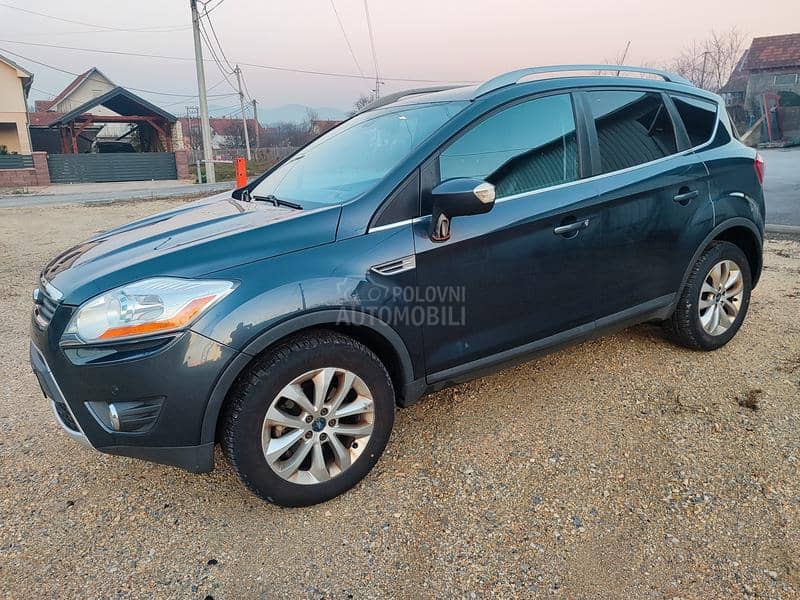 Ford Kuga 4x4 Titanium