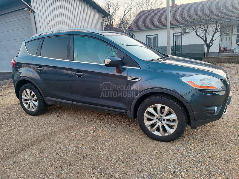 Ford Kuga 4x4 Titanium