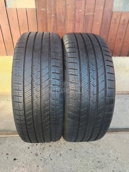 Vredestein 225/50 R18 Zimska